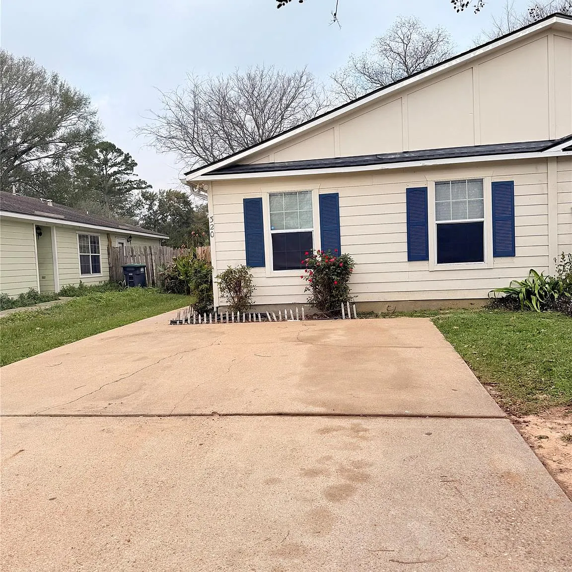 3 bed, 1.5 bath, 1120 sqft, $1,450 — Photo 2