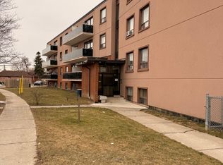 923 Wilson Ave #816402, Toronto, ON M3K1E8