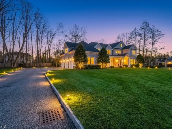 106 Koch Ln, Old Tappan Boro, NJ 07675