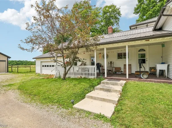 15124 Lake Ave, Middlefield, OH 44062