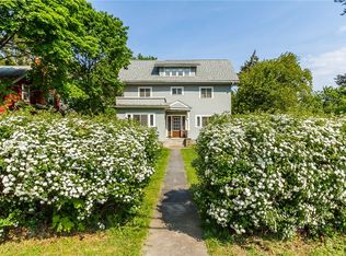 286 Stone Rd, Rochester, NY 14616