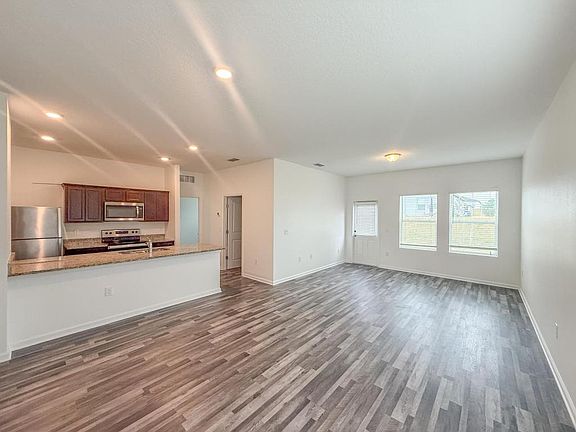 3rd image of 16346 Winding Blossom Dr