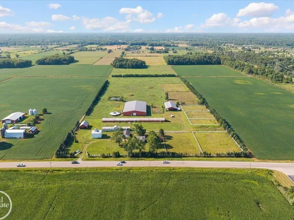 6277 Fred W Moore Hwy, China, MI 48054