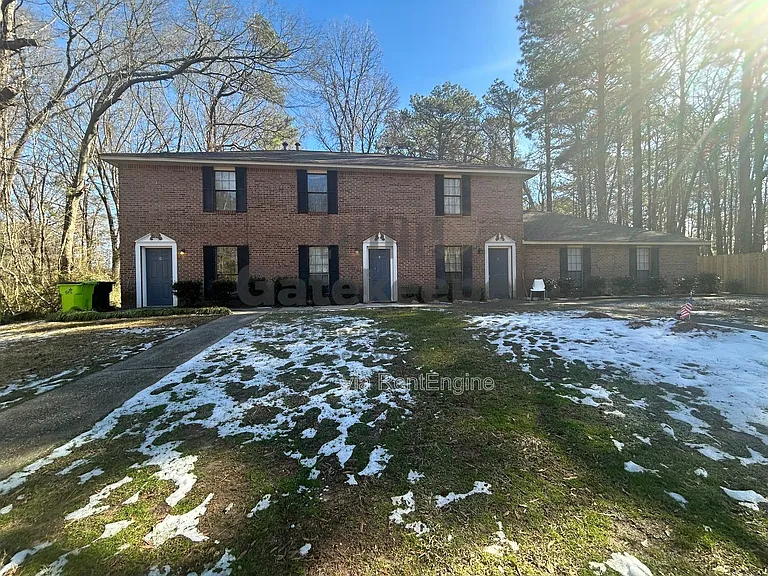 115 Meadowbrook Ct — Photo 2