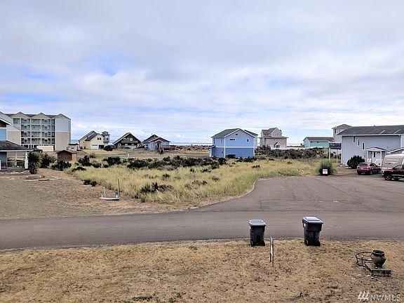 4th image of 1409 Sand Pebble Dr