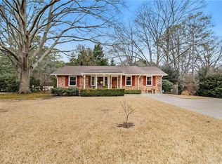 2570 Woodridge Dr, Decatur, GA 30033