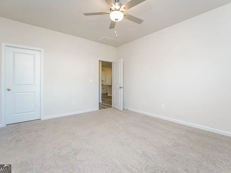 317 Limestone Cir — Photo 11