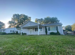 4917 Valley Station Rd, Louisville, KY 40272