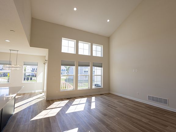 5th image of 7468 Whimbrel Ln