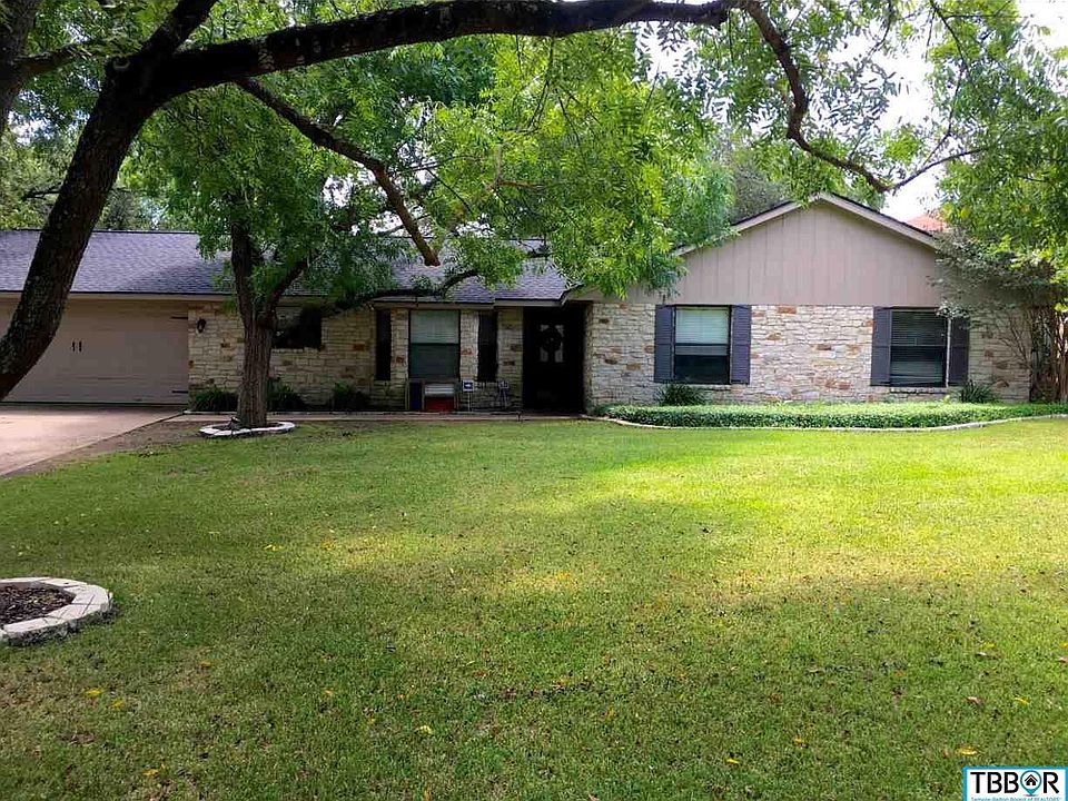 1st image of 733 Estate Dr