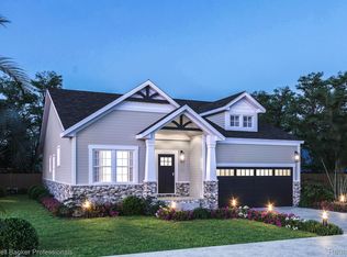 5653 Warren Woods Ln, Hamburg Twp, MI