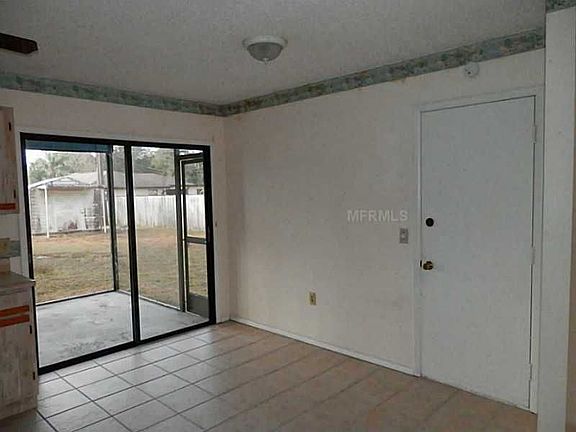 3rd image of 14507 Dahlgren Ave