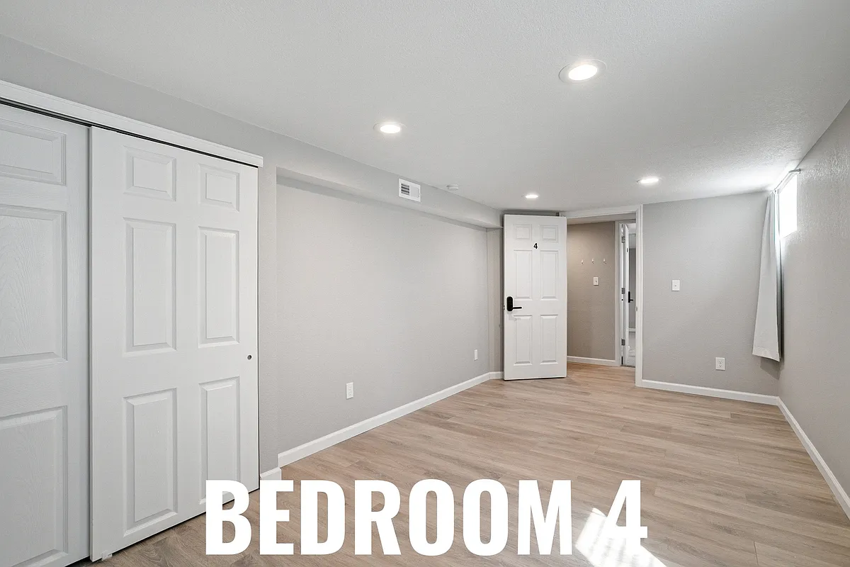 Building Photo - 2300 Lima St #4