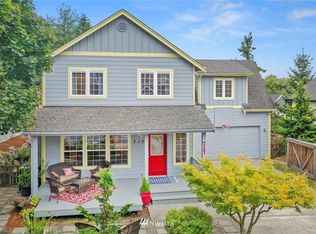 717 Moji Ln NW, Bainbridge Island, WA 98110