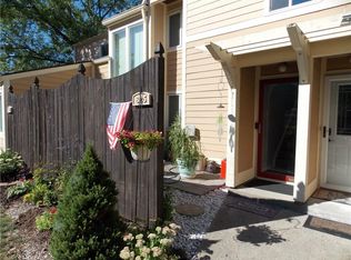 625 Cobblestone Rd #2, Avon, IN 46123