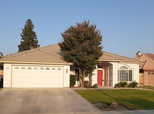 4014 Desert Palm Way, Bakersfield, CA 93311
