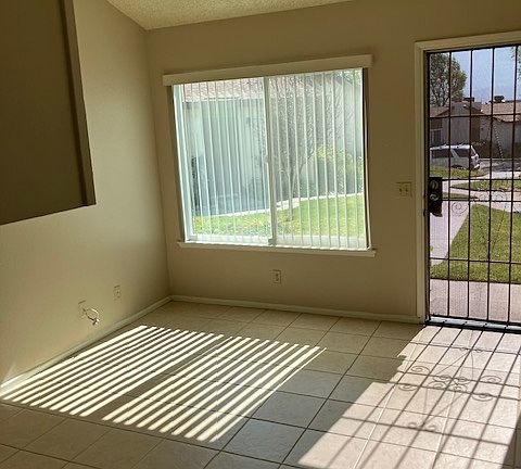 3rd image of 1329 Vista Serena Dr
