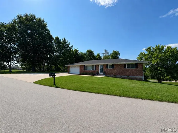 2571 Willow Dr, Arnold, MO 63010