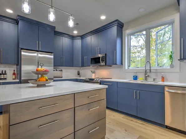 1310 E Samuel Ave #3A, Peoria Heights, IL 61616