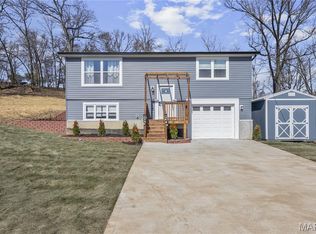 902 Forest Ave, Valley Park, MO 63088
