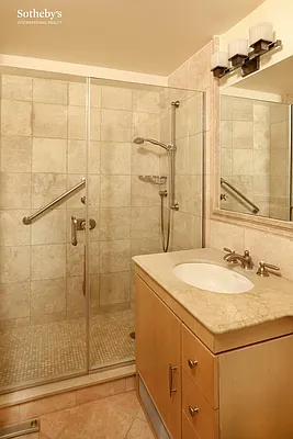 Sold by Sotheby's International Realty | media 11