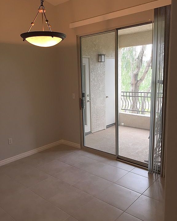 1st image of 2325 Windmill Pkwy APT 1123