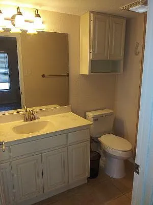 104 E Parade Dr #19 — Photo 10