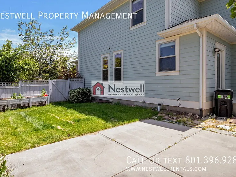 4631 W Vermillion Dr — Photo 30