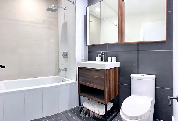 Rented by Zjama Realty Corp | media 8