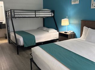 7150 N Tamiami Trl #512, Sarasota, FL 34243