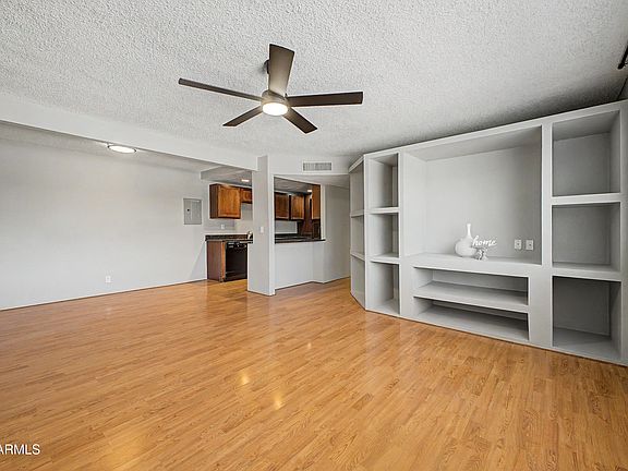 5th image of 424 W BROWN Road #248