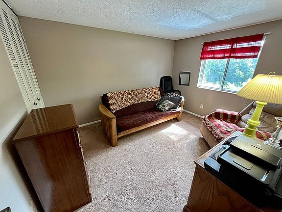 4th image of 1449 Loch Loman Way