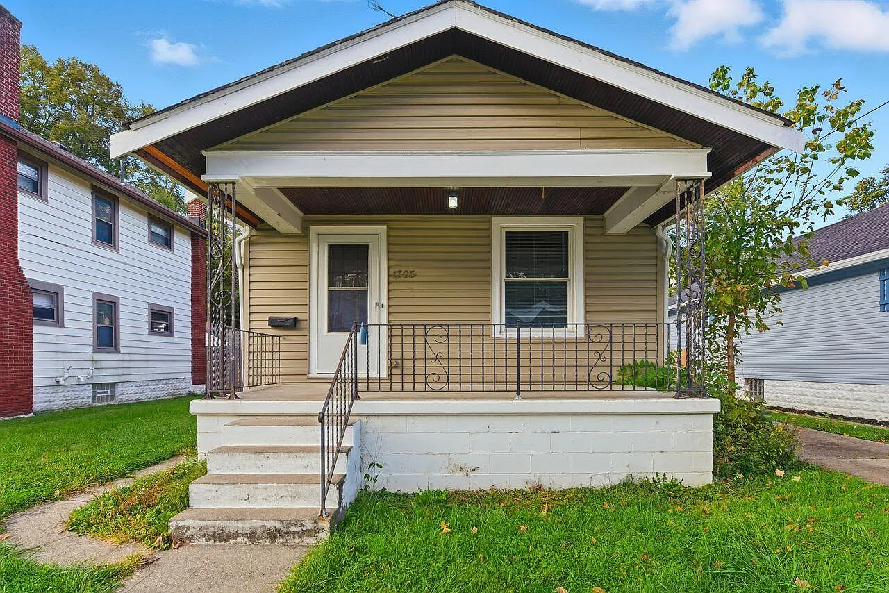 1705 Euclid Ave photo 1