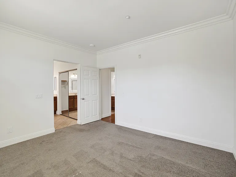 16915 Hutchins Lndg #55 — Photo 13