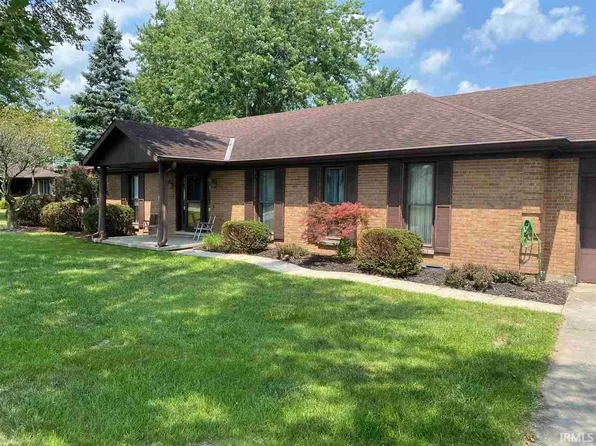 360 Crestwood Ct, Union City, IN 47390