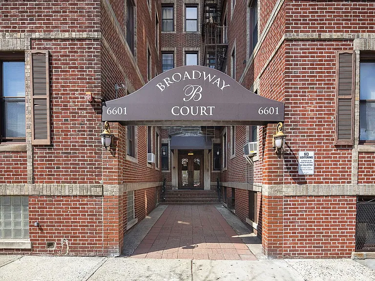 6601 Broadway #D7 — Photo 18