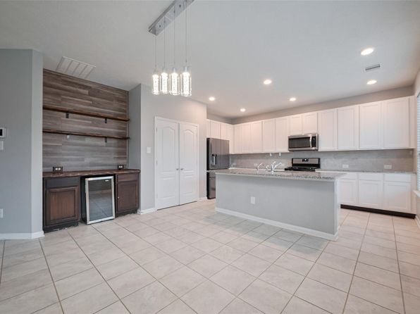 5011 Pine Ridge Knoll Ct