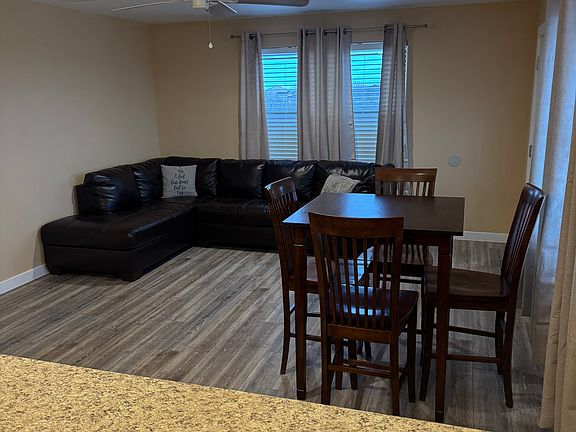 5th image of 307 Mesa Dr