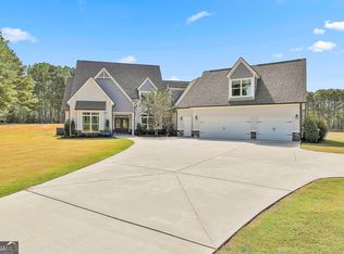 110 Whistle Pine Farm Dr, Senoia, GA 30276