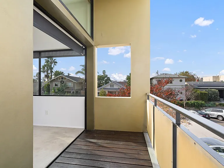 Centre Street Lofts — Photo 19
