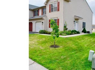 247 Bainbridge Cir, Sinking Spring, PA 19608
