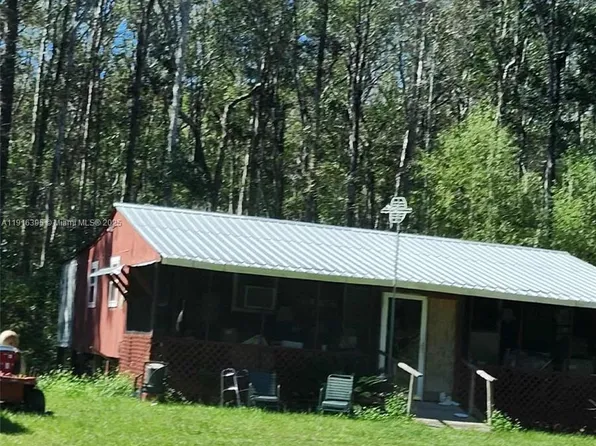 402 Smokehouse City In The Est #Of, Ponce De Leon, FL 32455