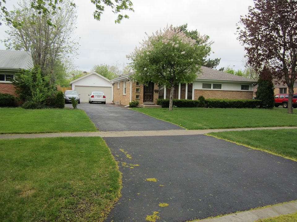 1st image of 276 N Linden Ave