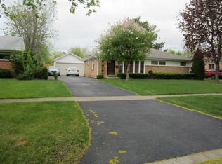 276 N Linden Ave, Palatine, IL 60074