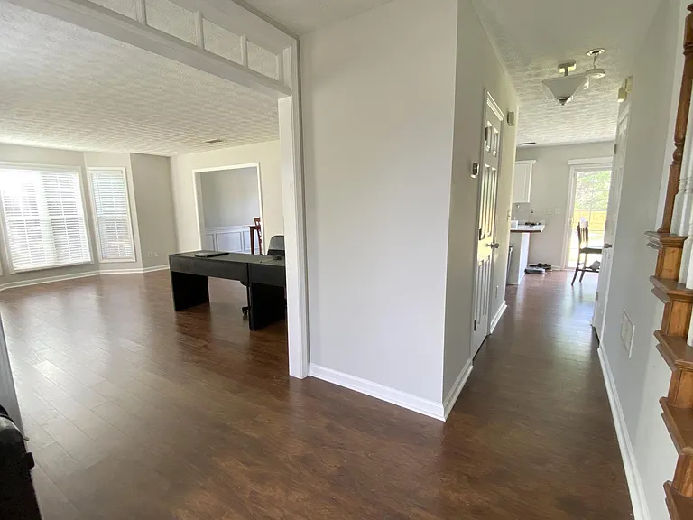 1669 Temple Johnson Rd — Photo 8