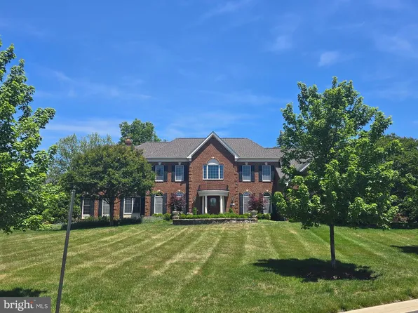 19879 Mellon Cir, Ashburn, VA 20147