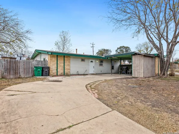 6162 APPLE VALLEY DR, San Antonio, TX 78242