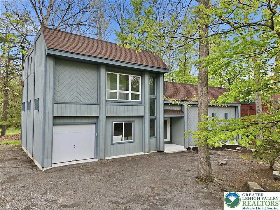 1st image of 3120 Greenbriar Dr