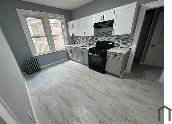 25 Underwood St — Photo 1