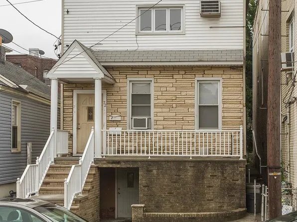 72 West 22nd Street image 1 of 27